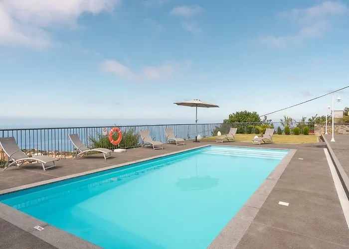 Panoramica Ii Arco da Calheta (Madeira)